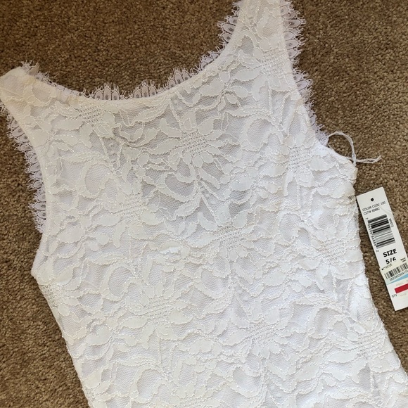 white lace mini body con dress - Picture 2 of 5